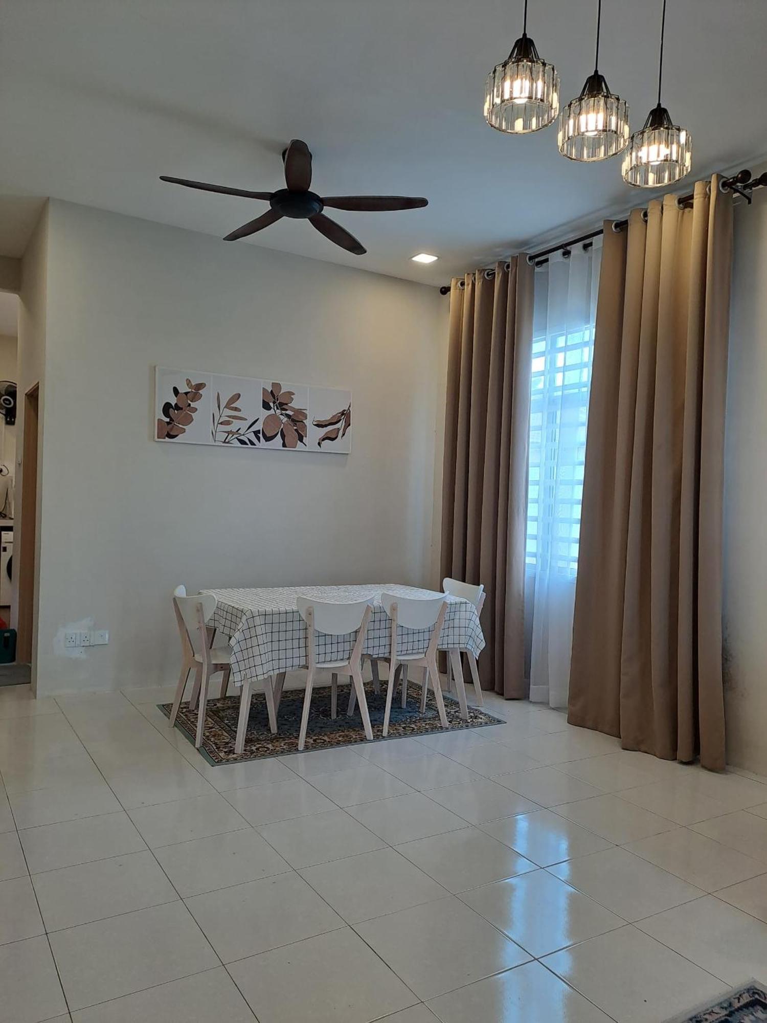 Dahlya Homestay Κουαντάν Εξωτερικό φωτογραφία